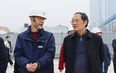 靠前服務(wù)強保障?政企協(xié)同促發(fā)展|南溪區(qū)副區(qū)長向冰率隊赴遠東股份宜賓智能產(chǎn)業(yè)園開展專項調(diào)研